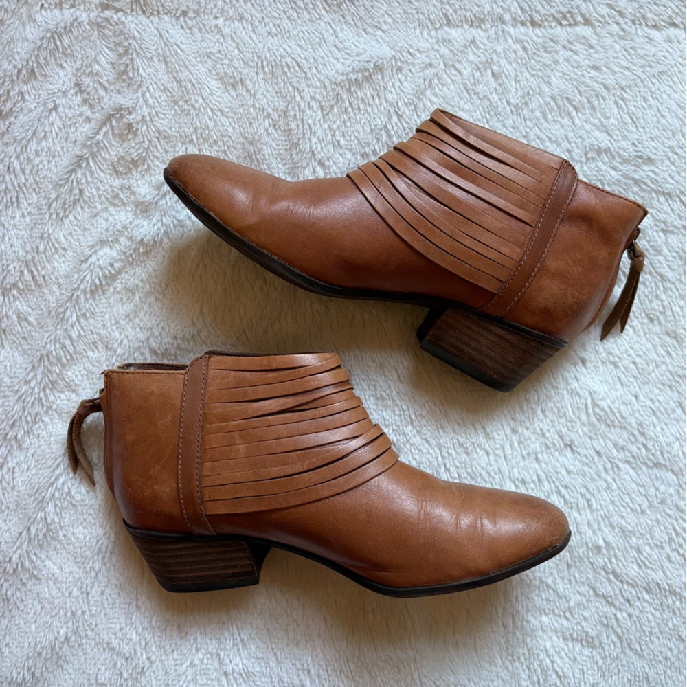Clarks | Spye Celeste Leather Ankle Booties